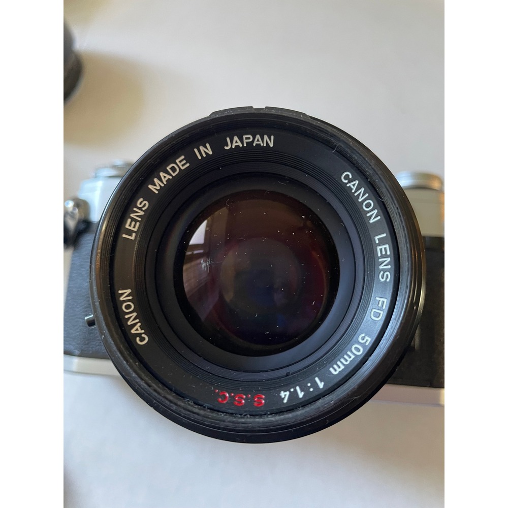 Cannon AE1 Complete KIT! 50mm lens 135mm lens 155 Speedlights many extras!!! - Picture 8 of 13
